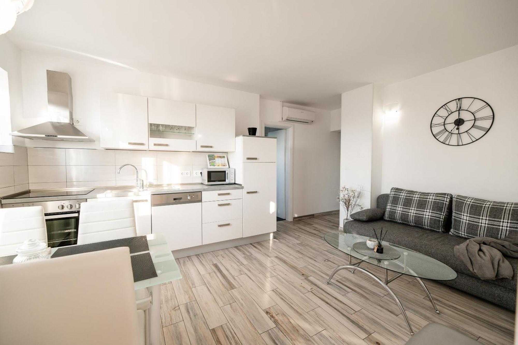 Bubi Apartments Malinska Eksteriør billede