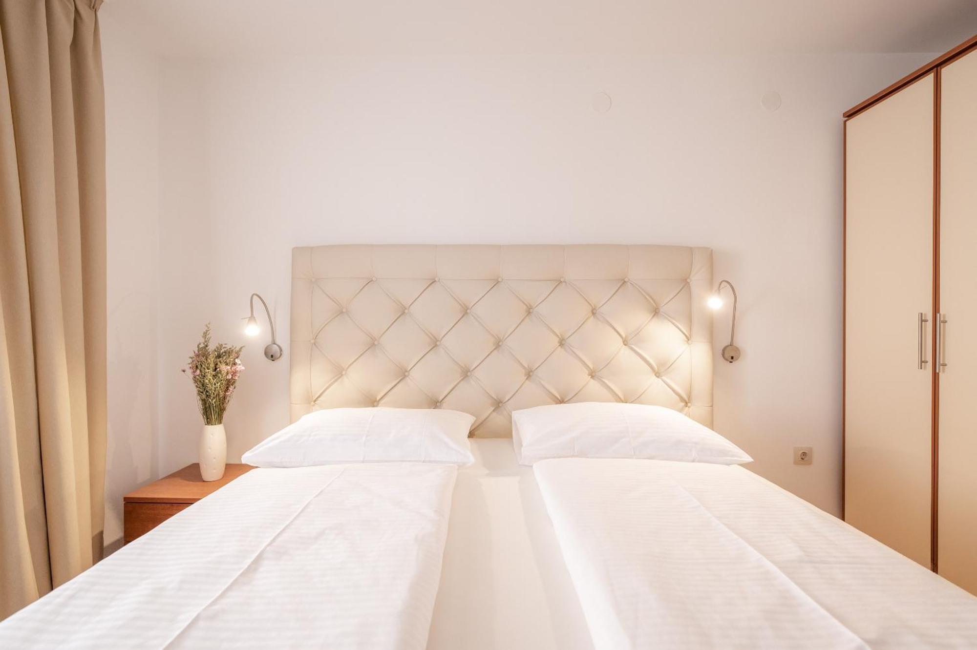Bubi Apartments Malinska Eksteriør billede