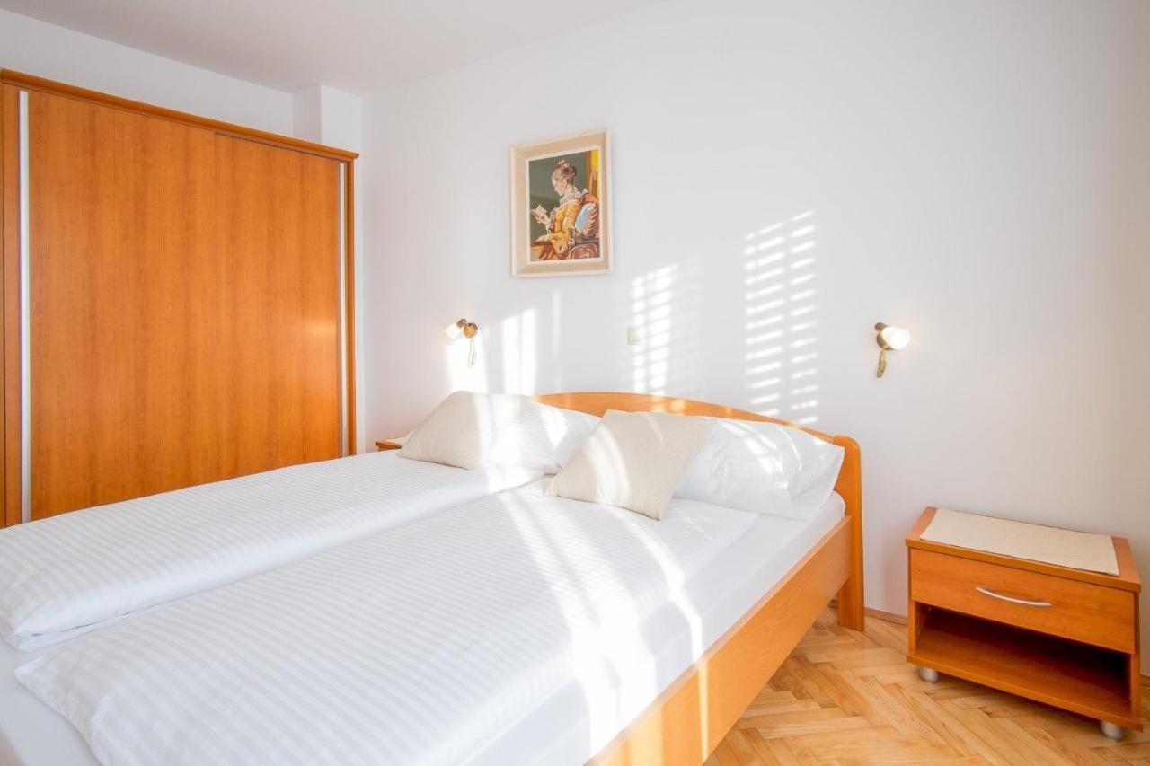 Bubi Apartments Malinska Eksteriør billede